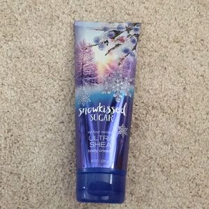 Snowkissed sugar body lotion